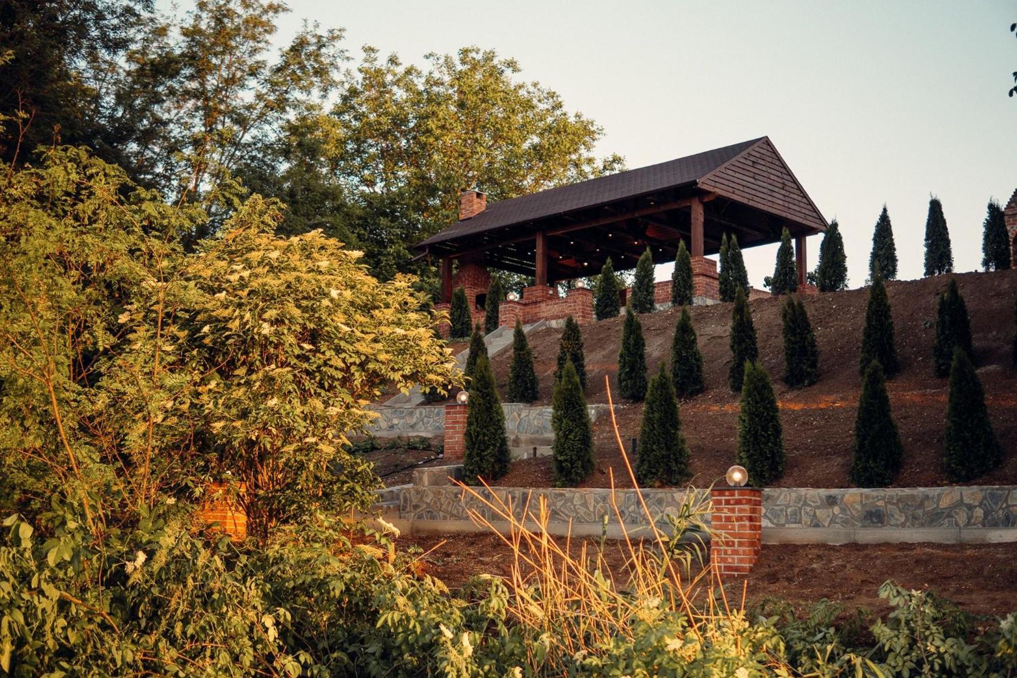 Madison Lake Villa บาโลเตชติ ภายนอก รูปภาพ
