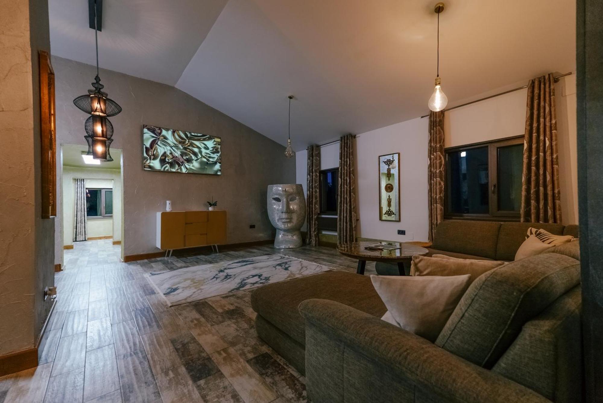 Madison Lake Villa บาโลเตชติ ภายนอก รูปภาพ